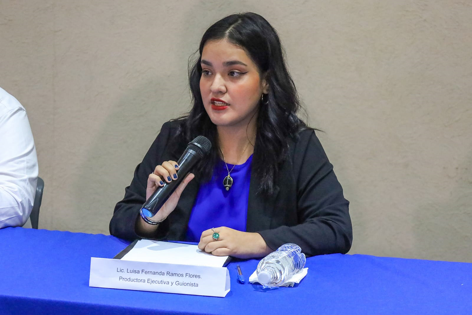 Participan alumnos de UAdeC en producción de largometraje