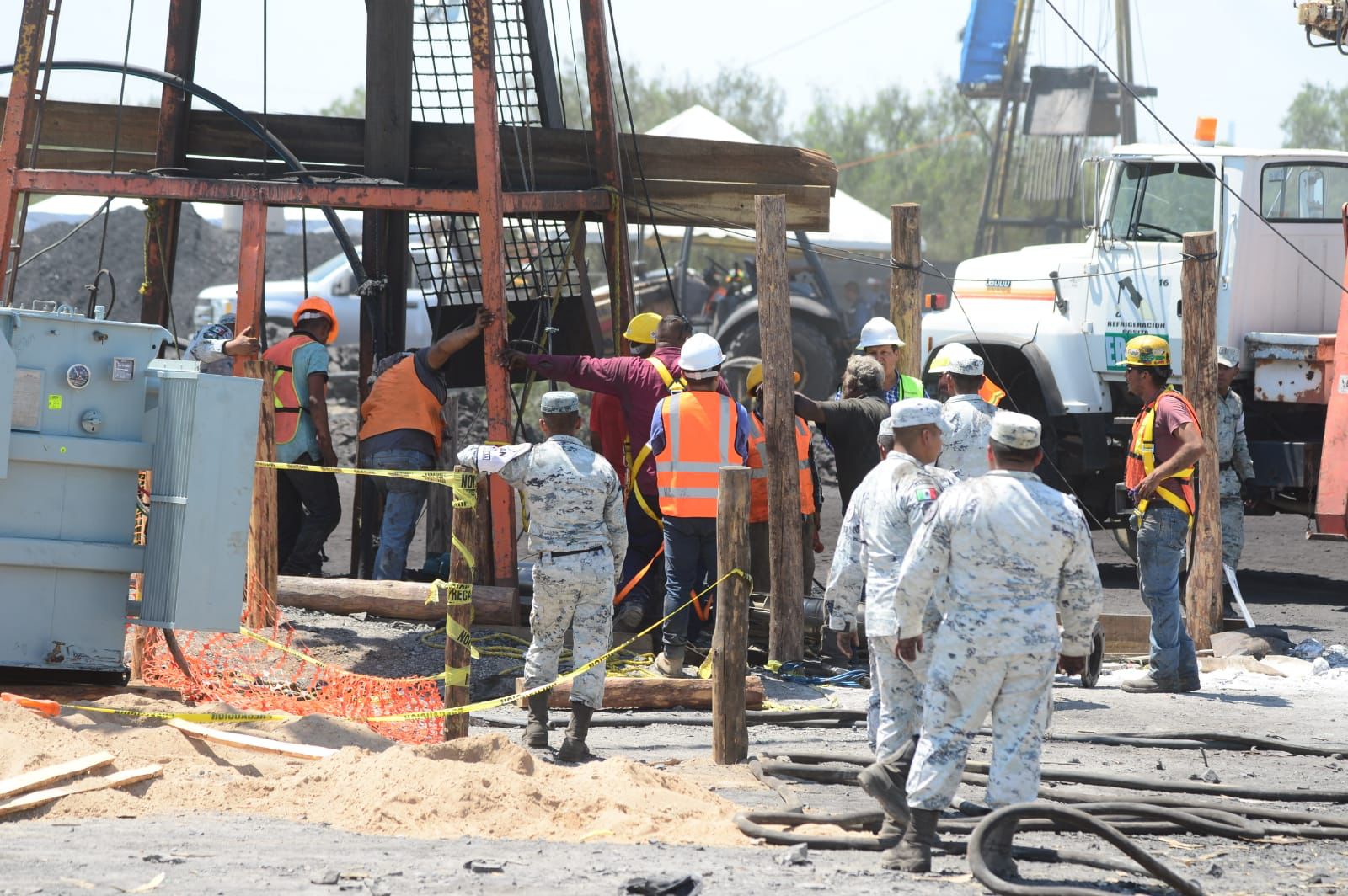 Trabajan en precisar el punto de ingreso de agua a la galería