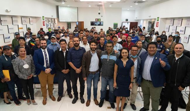 Viaja a Canadá primer grupo de jornaleros agrícolas del año