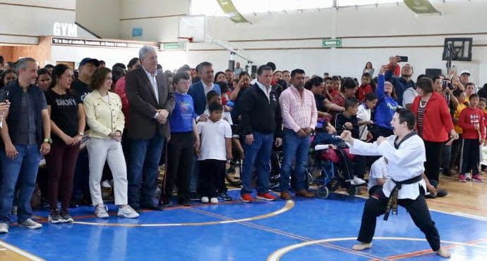 Promueven integración de personas con discapacidad