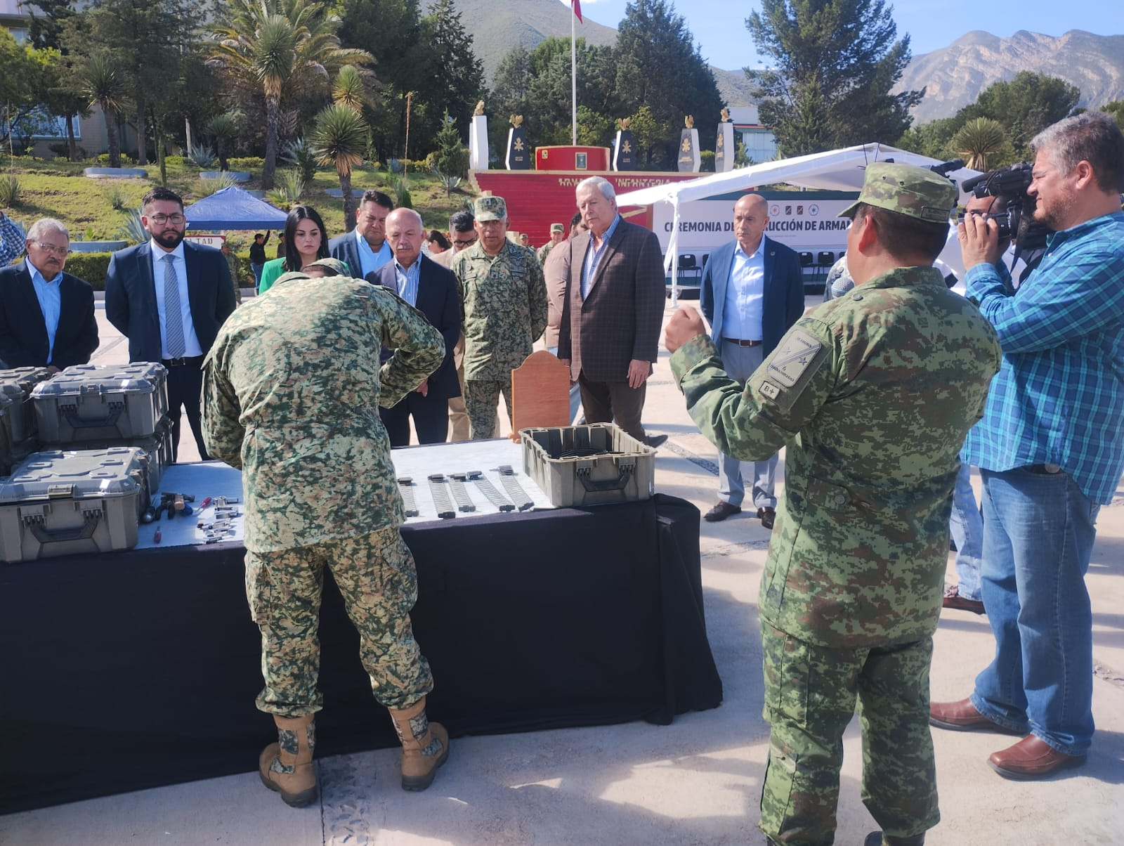 Decomisan y destruyen 600 armas en Coahuila