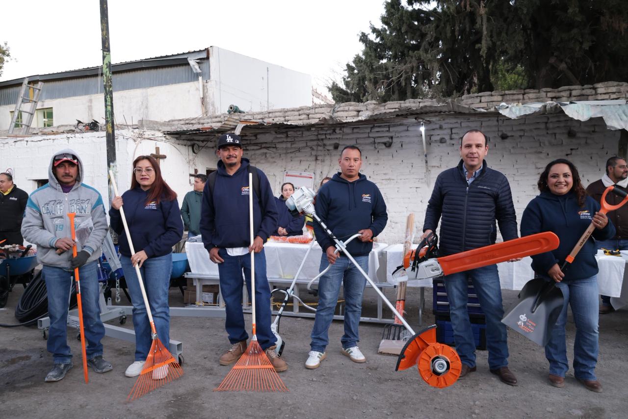 Reconocen labor del personal municipal de Parras 