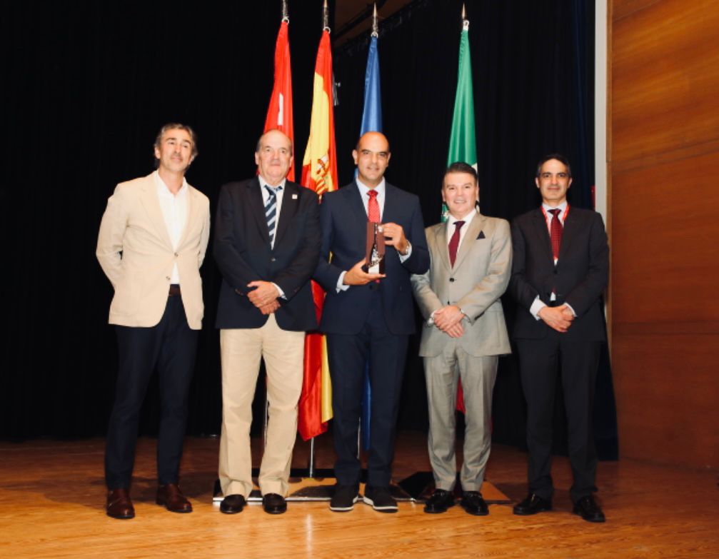 Entregan en España Escoba de Platino a Saltillo