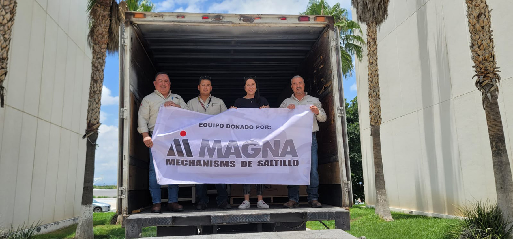 Recibe Sistemas de la UAdeC donación de Magna Mecanismos