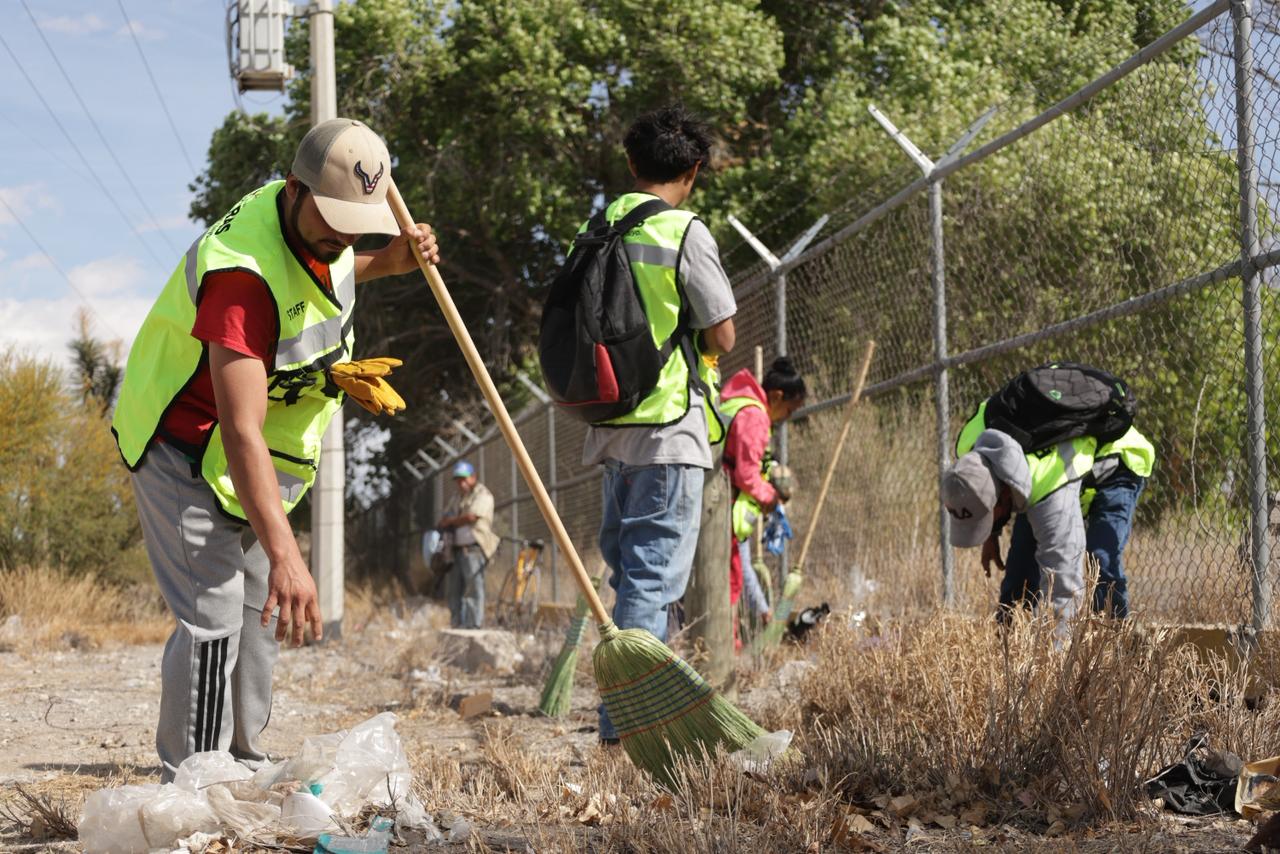 Impulsan limpieza y mantenimiento de Parras 