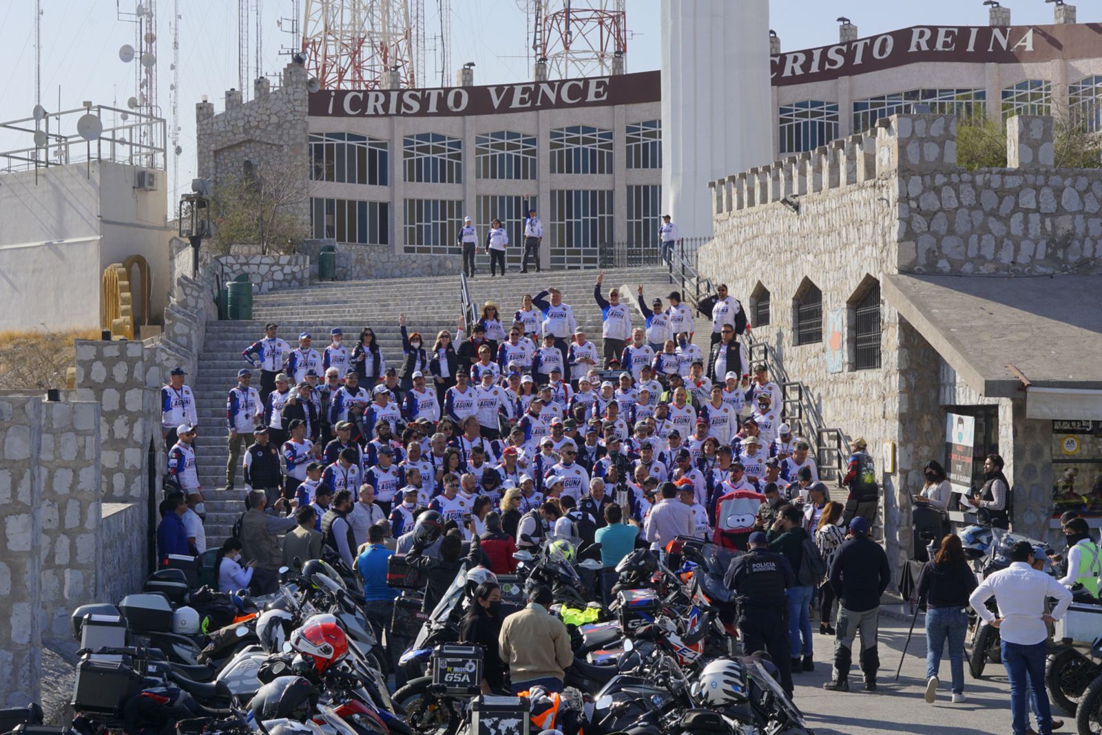 Participan 220 motociclistas en la Gran 7ª Rodada con causa