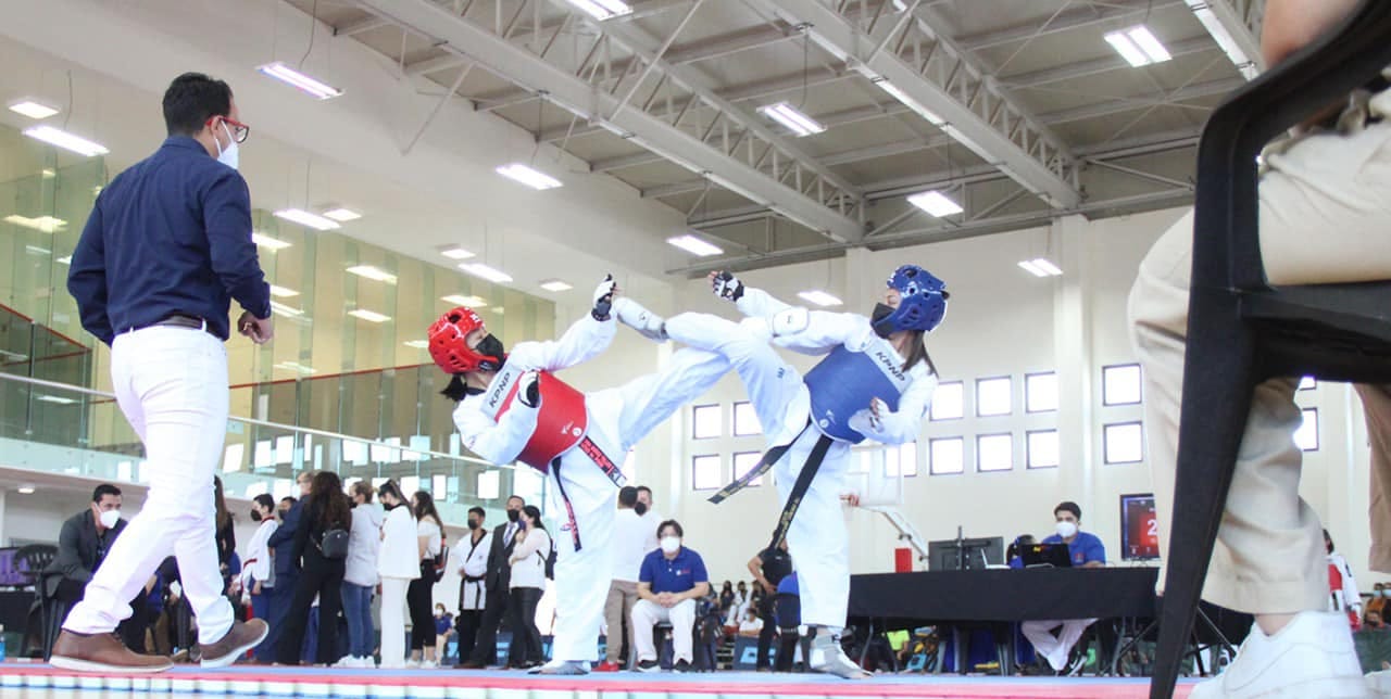 Finalizan selectivos estatales de taekwondo y karate