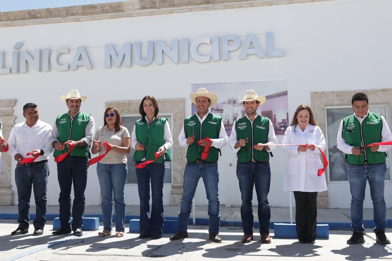 Entrega Parras remodelación integral de Clínica Municipal 
