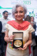 Elena Zambrano González, primera científica latinoamericana en obtener la Medalla David Barker
