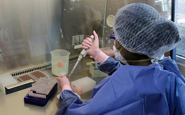 Fomenta IMSS investigación con acervo de datos biológicos