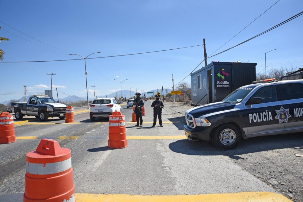 Vigilancia permanente en accesos a Saltillo