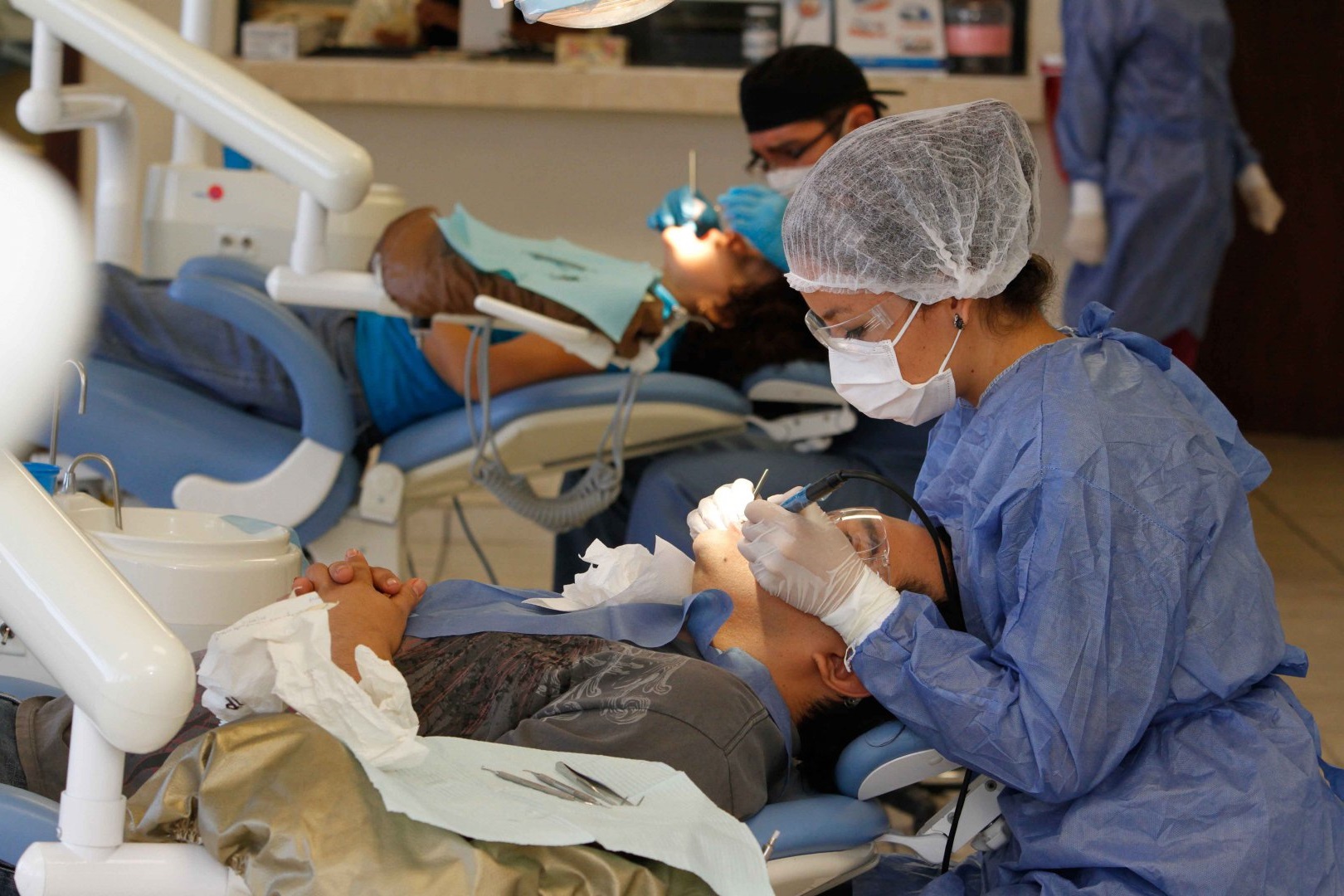 Atiende Facultad de Odontología a 700 pacientes al mes