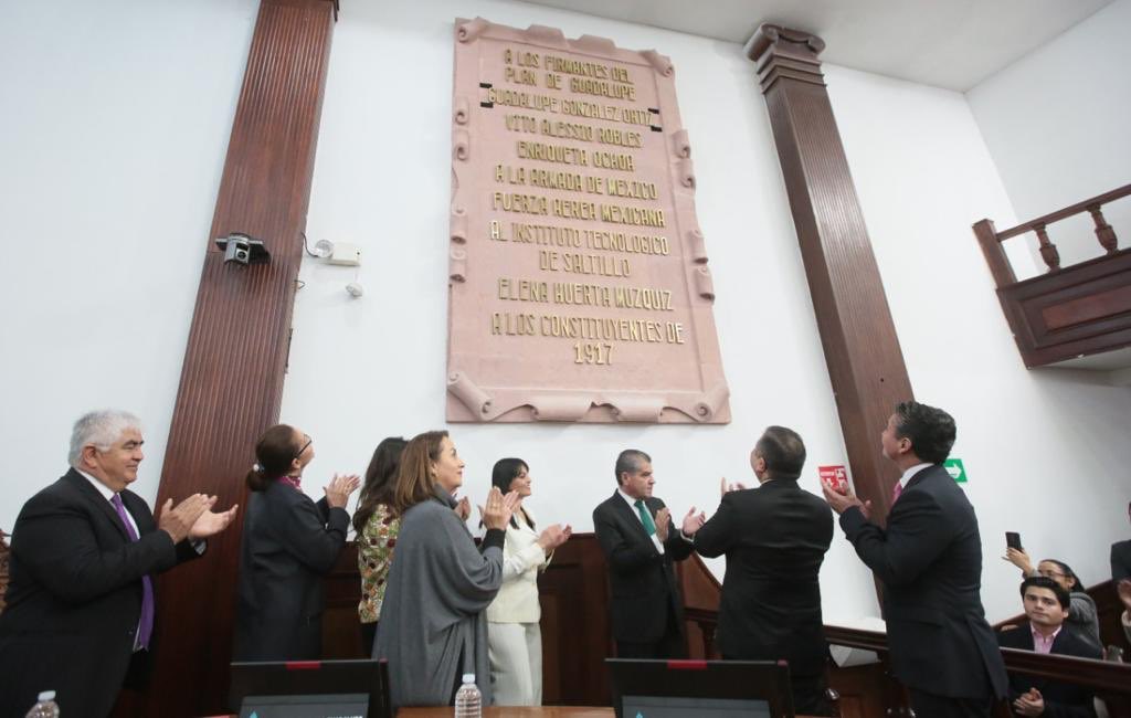 Inscribe Congreso a Guadalupe González Ortiz en su muro de honor