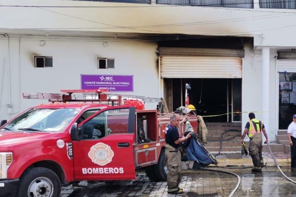 Confirman cortocircuito en incendio de comité electoral en Monclova
