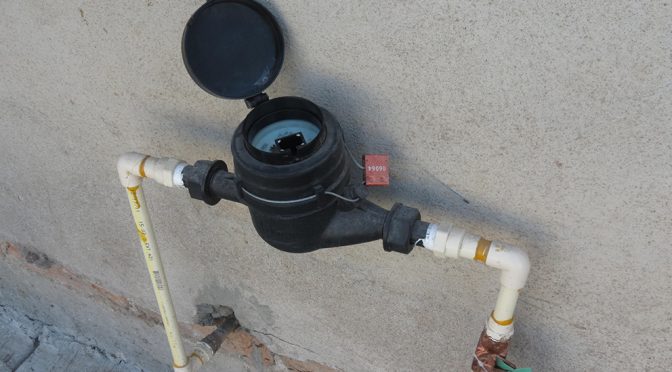 Pierden municipios hasta 50% de agua por falta de medidores