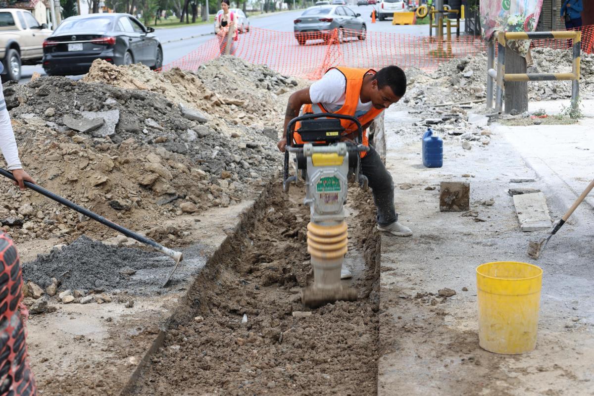 Avanza construcción del sistema pluvial en el Paseo de la Reforma