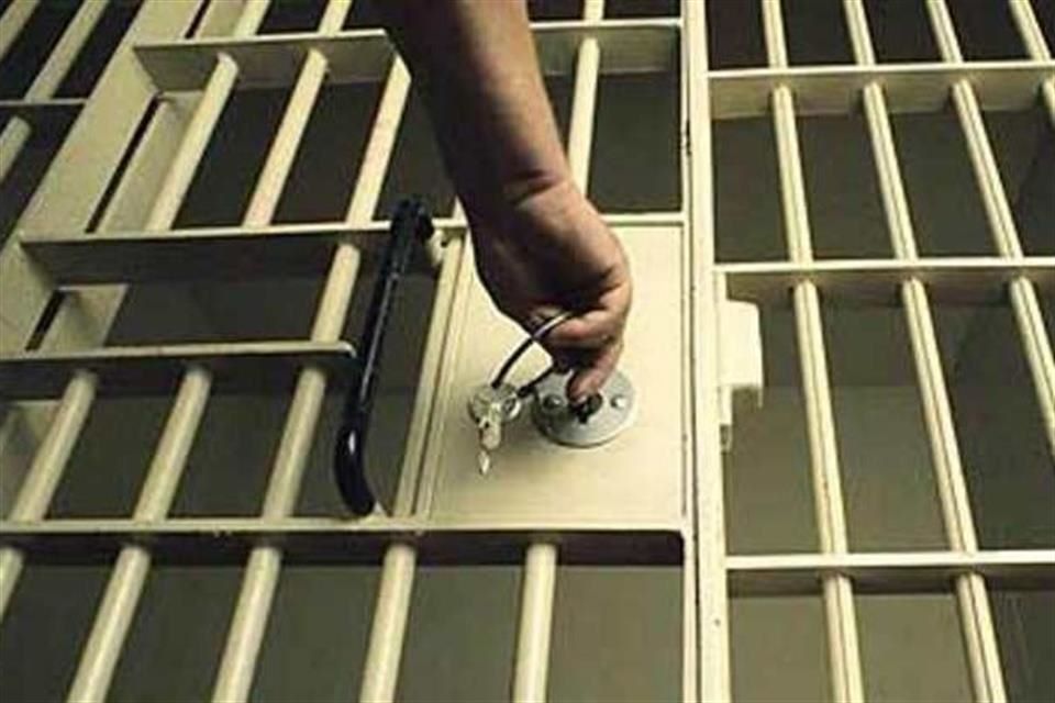 Libera anticipadamente a 2 mil 685 presos con programa federal