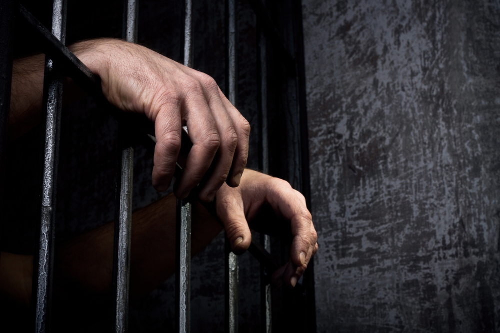 Urge Senado a resolver casos con prisión preventiva oficiosa  