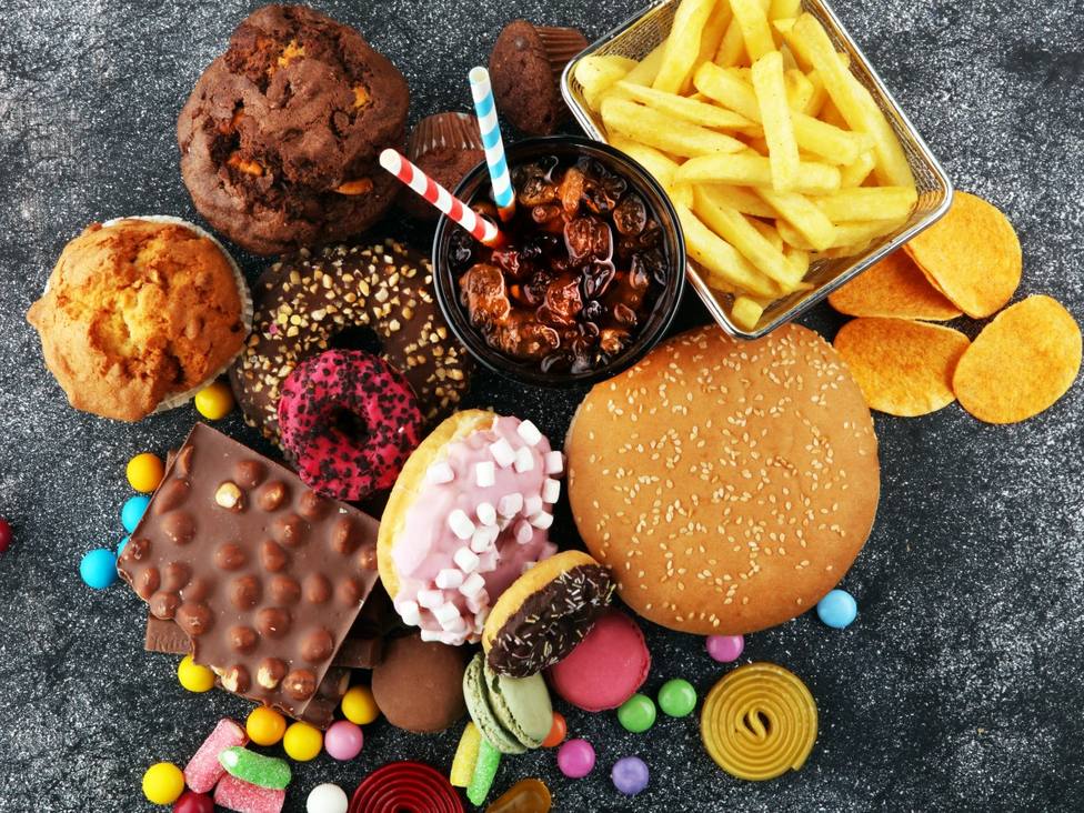 Potencian alimentos ultraprocesados obesidad infantil