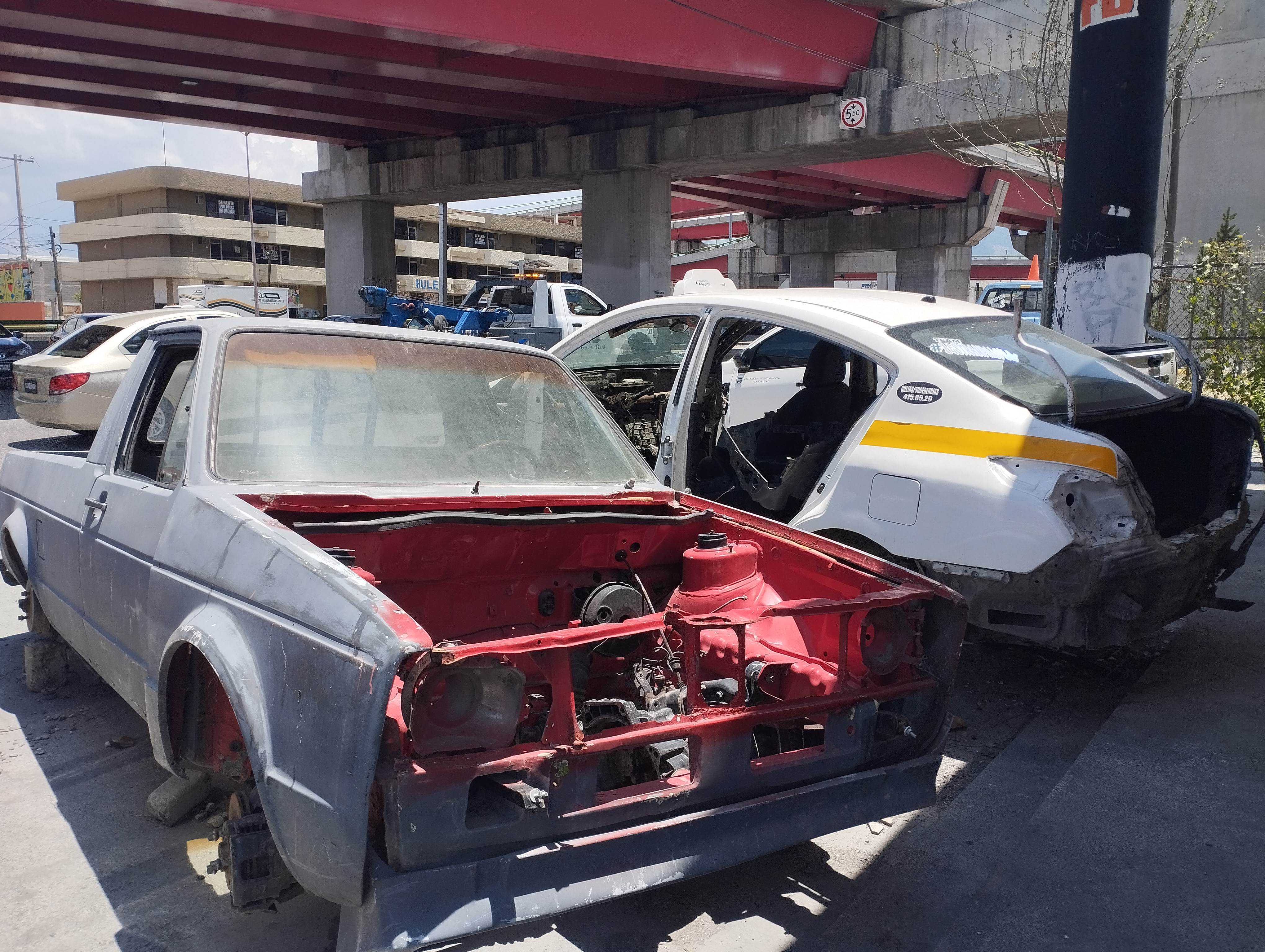 Convierten el LEA y Sarape en yonque  
